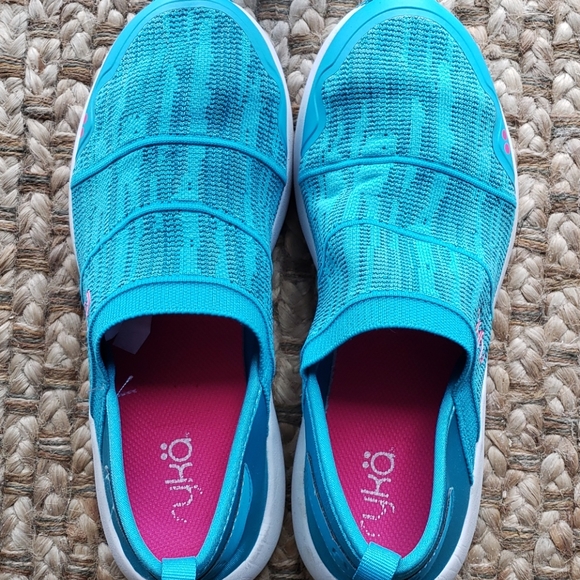 ryka women's slip on shoes